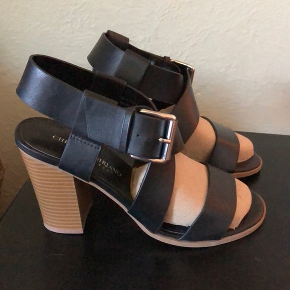 Christian Siriano for Payless - Picture 2 of 2